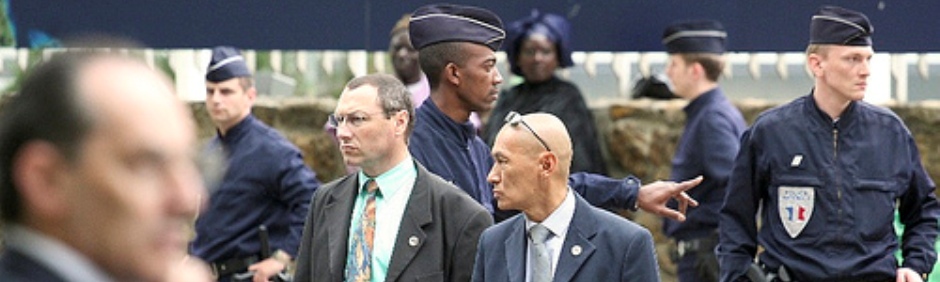 UNESCO Security, Paris, 2006. Photo by Muninn.