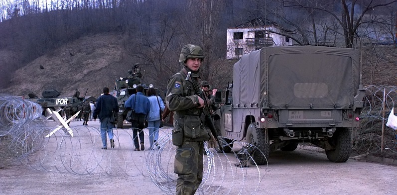 Swedish_soldier_in_Bosnia-Herzegovina_1996